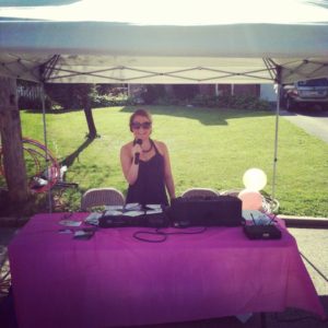 Female DJ 