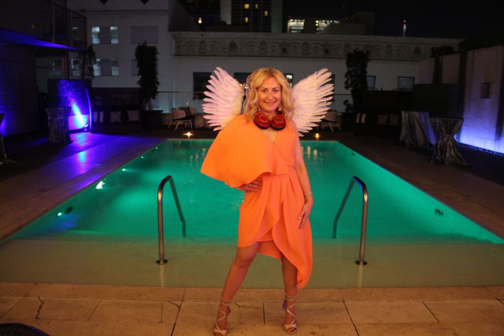 Dj with Wings